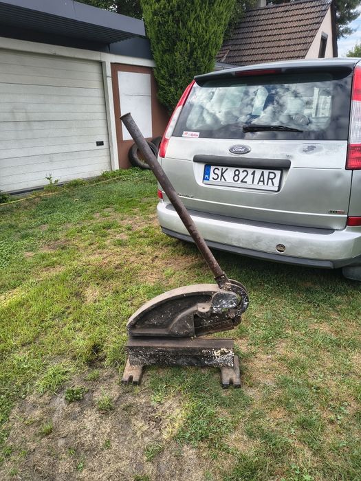 Gilotyna/nożyce do cięcia blachy/prętów