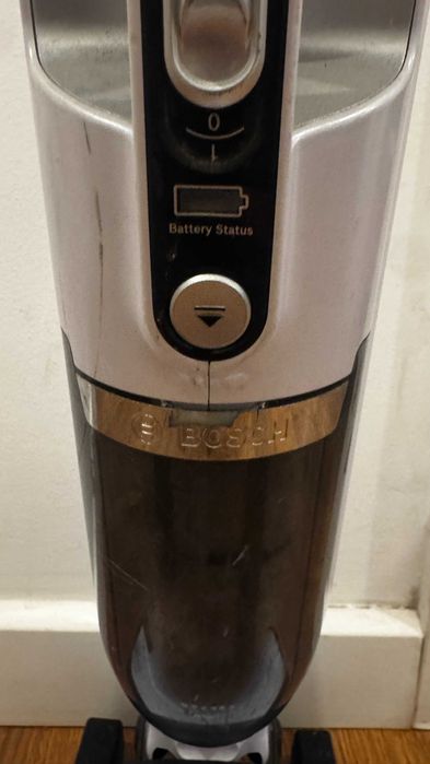 Aspirador Vertical Sem-Fio Bosch 25,2 V LithiumPower