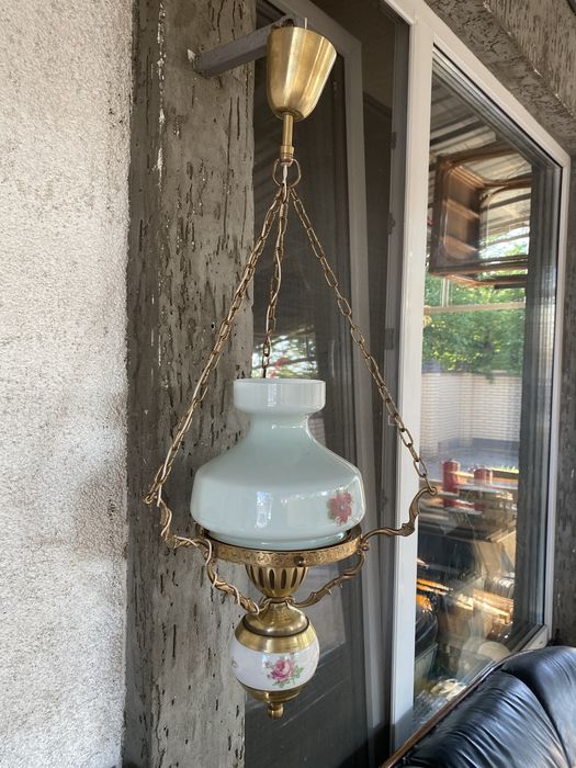 Бронзова люстра