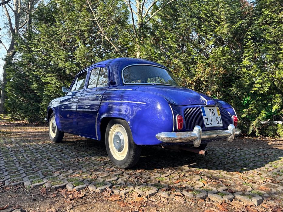 Renault dauphine