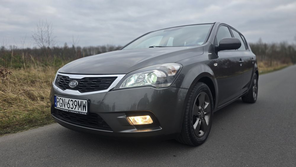 Kia Cee'd/ Lift/ Tylko 131 tys przebiegu/Zarejestrowany/Benzyna/ Jak N