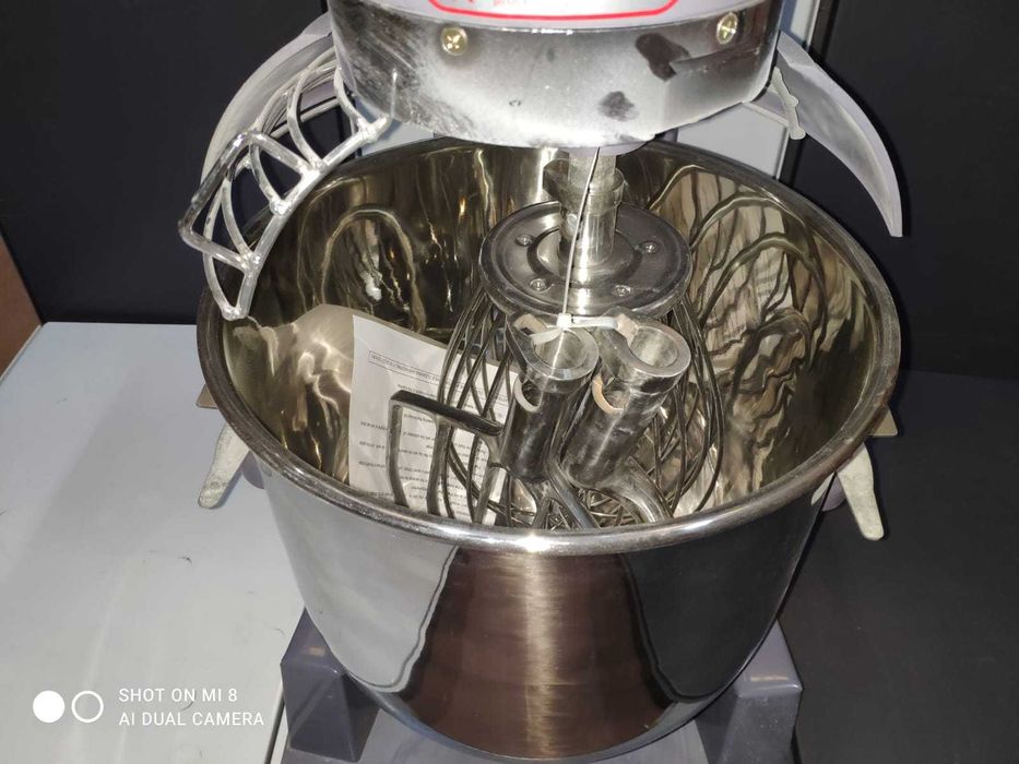 Batedeira Amassadeira Profissional Industrial 30L NOVA