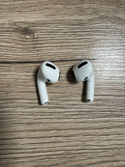 Продам оригінальні Airpods pro 1