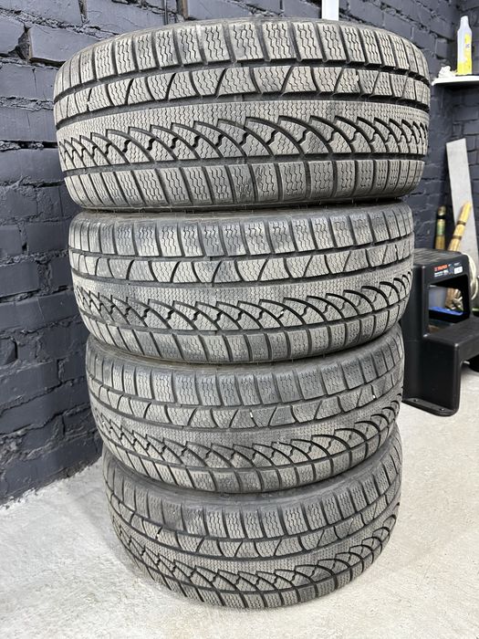 225/45 R18 Petlas Snow Master 22г комплект шин зимних.