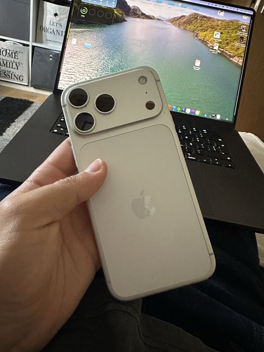 Iphone 17 pro max 256gb