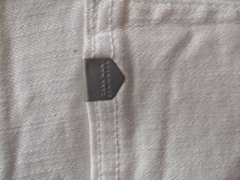 Джинси  бренду ZARA