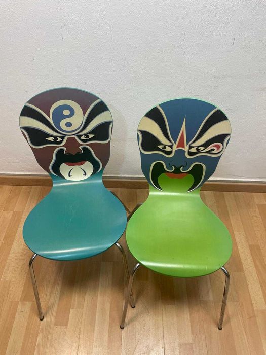 cadeiras de design artístico conhecidas como Lian Pu