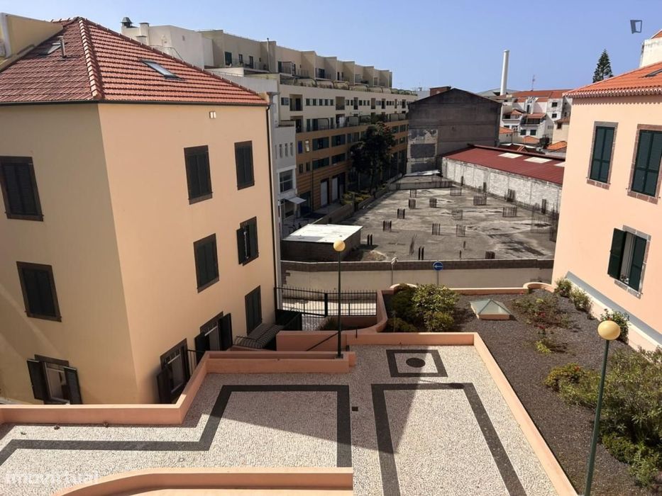 Apartamento com 2 quartos - localizado em Funchal