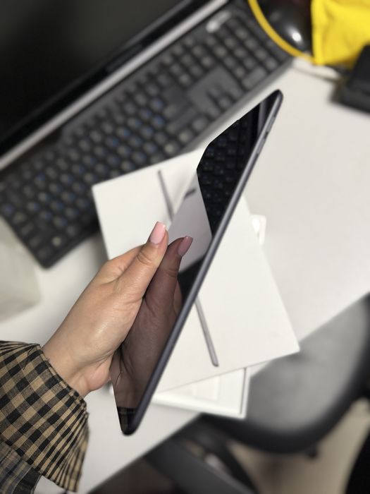 Продаем Ipad 5 mini 64gb Space grey Износ батареи 97%