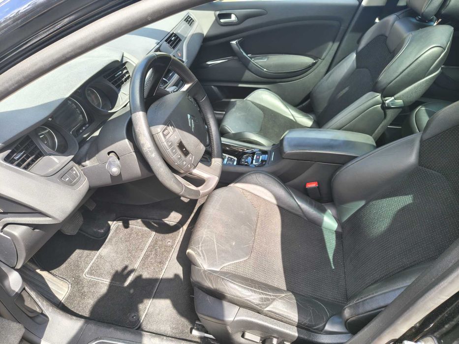 Citroen C5 3.0 V6 - (Benzyna)