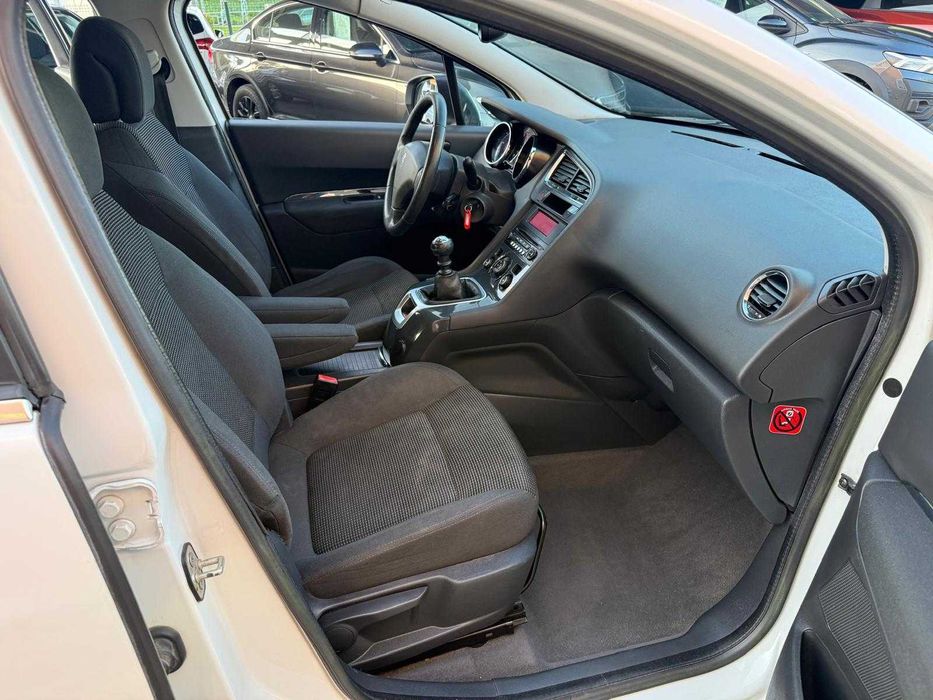 Peugeot 5008 1.6 HDi 7L Active