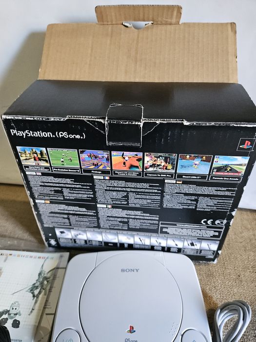 Consola psone com caixa