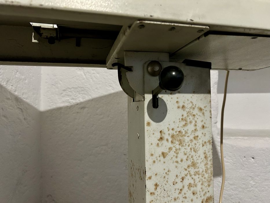 Stary magiel elektryczny składany