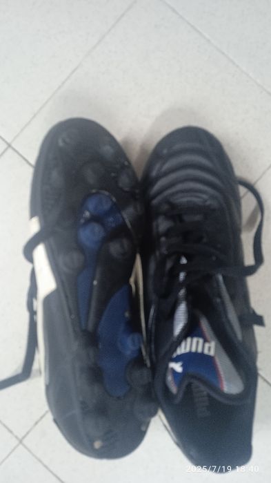 Chuteiras Puma em bom estado