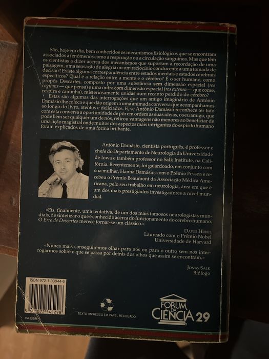 Livro: O erro de descartes