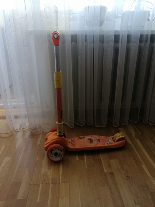 Дитячий самокат Scooter