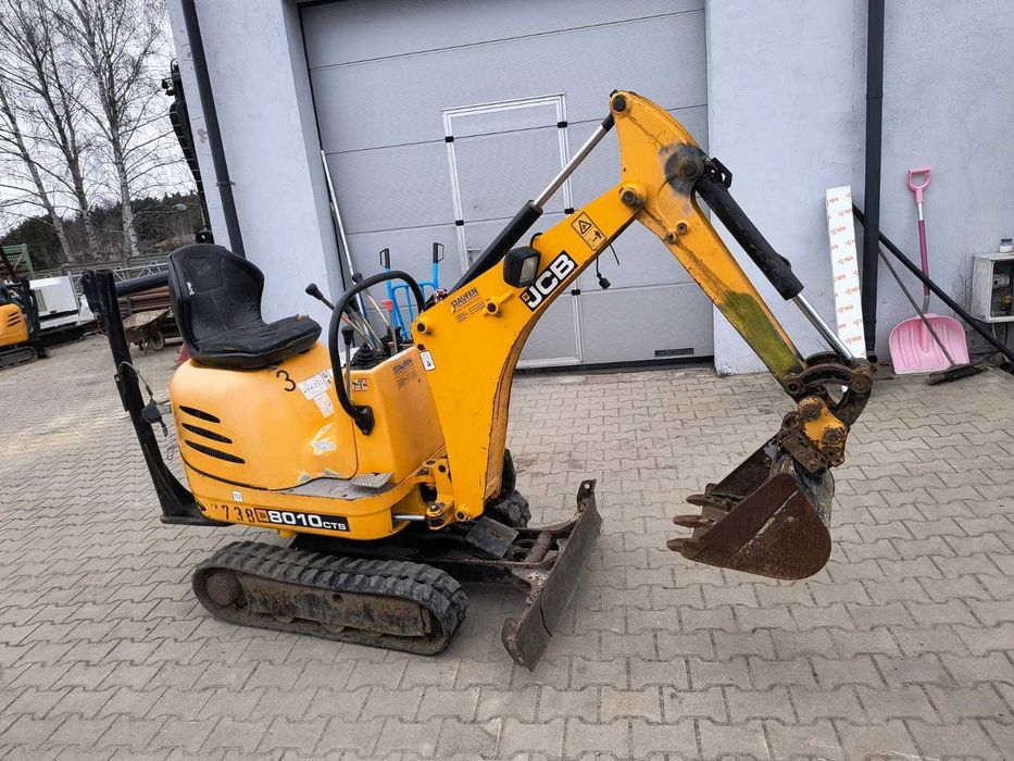 Minikoparka JCB 8010 CTS