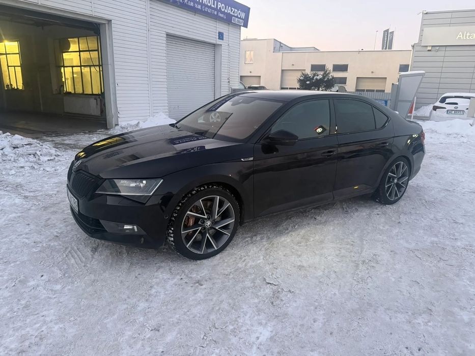 Skoda Superb Superb3 SportLine 4x4DSG/LPG/FULLOpcja/Rozkładany HAK/Webasto/3 Strefy