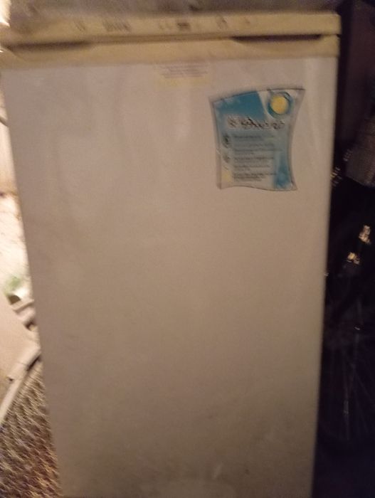 Продам морозилку Днепр