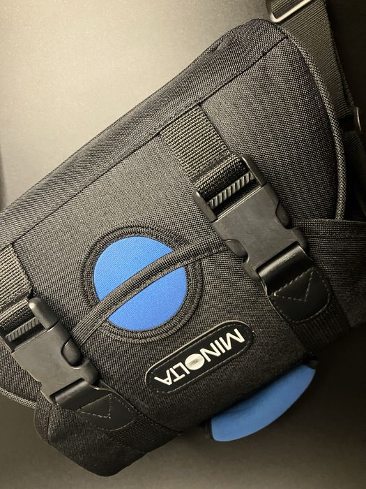 Плівкова камера Minolta Dynax 404si