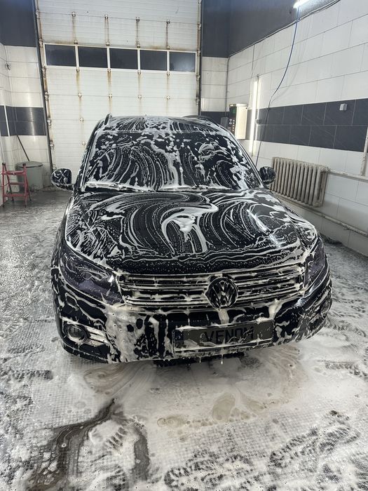 Продам Volkswagen тигуан.