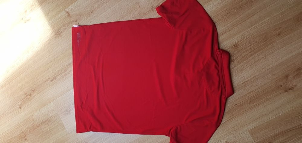 Polo vermelho XL