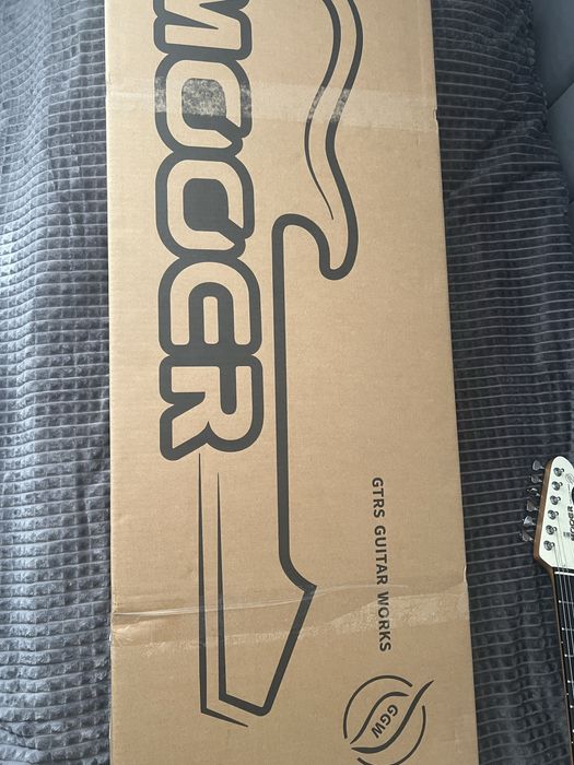 Електро гітара Mooer MSC10 Pro (White)