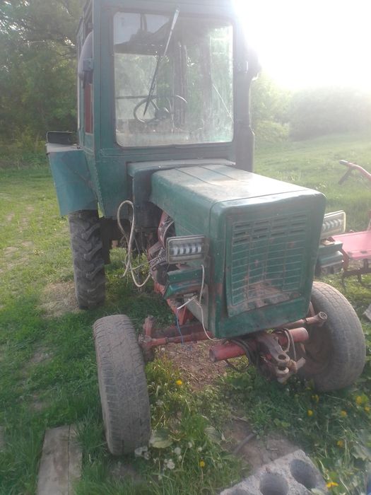 Продам трактор т-25