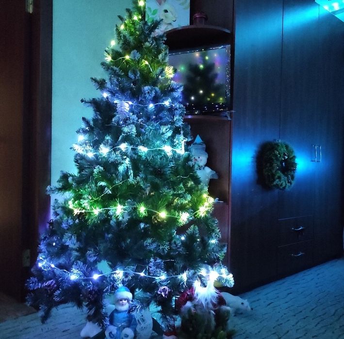 Новогодняя гирлянда на ёлку, новорічніа гірлянда.