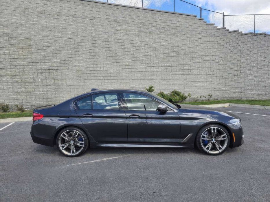 BMW 5 Series M550i xDrive      2020
