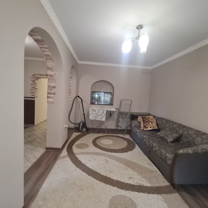 Продається чудовий сімейний будинок в м.Берегове.