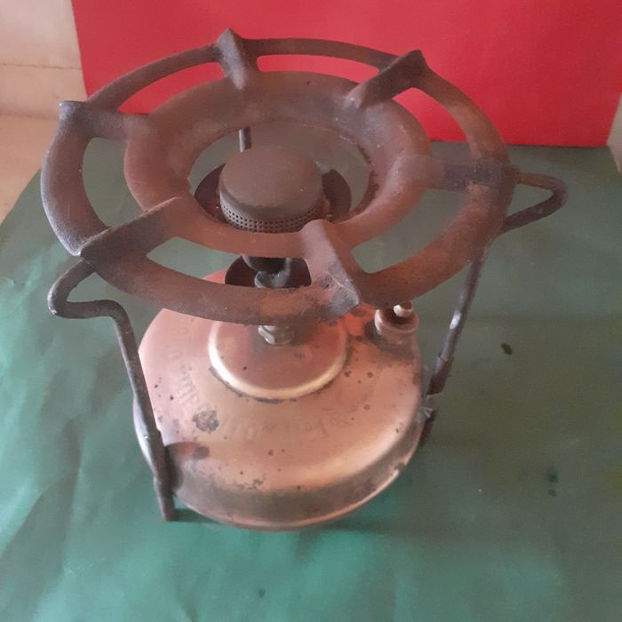 Fogão de petróleo vintage . PREÇO 40,00€