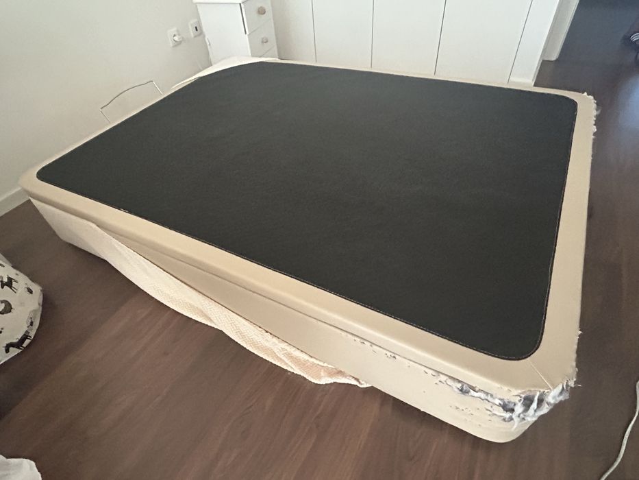 Sommier 1.40m com ou sem colchão