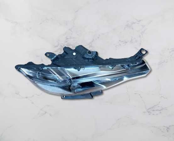 Lampa Reflektor Maserati Levante 17-21 Każda wersja   GWARANCJA