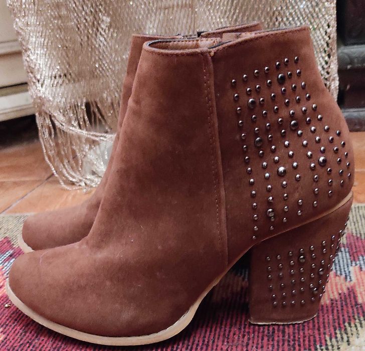 Botins Camurça Castanhos T. 39