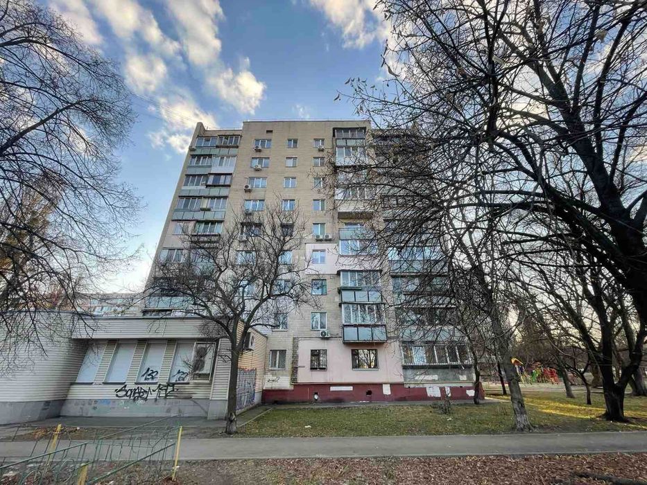 Без % продам 1к 39 м2, вул. Івашкевича Ярослава, 14 Мінська