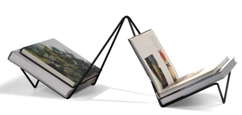 Porta Revistas/Livros LAKO de Studio Macura