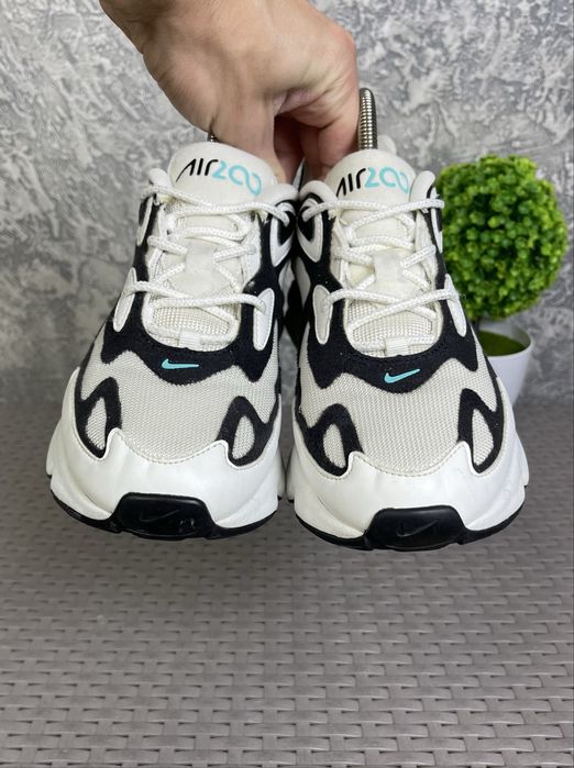 Nike Air Max 200 кроссовки 39 размер спортивные черно-белые