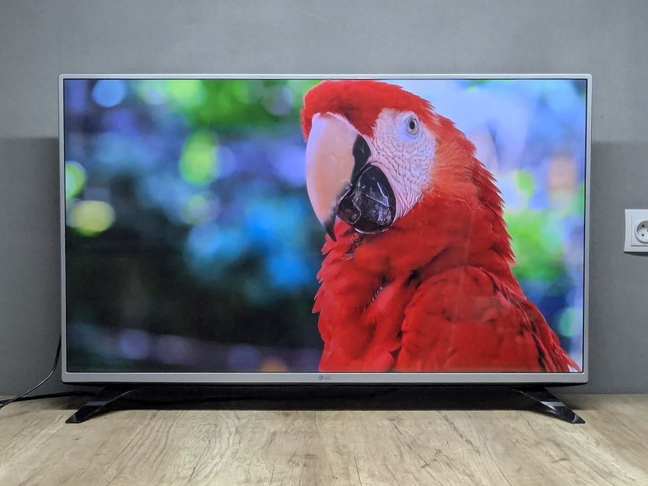 LG 43LF540V Full HD Triple XD Engine / T2 / EDGE LED /