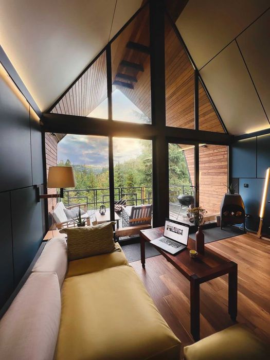 Здається будинок в Карпатах