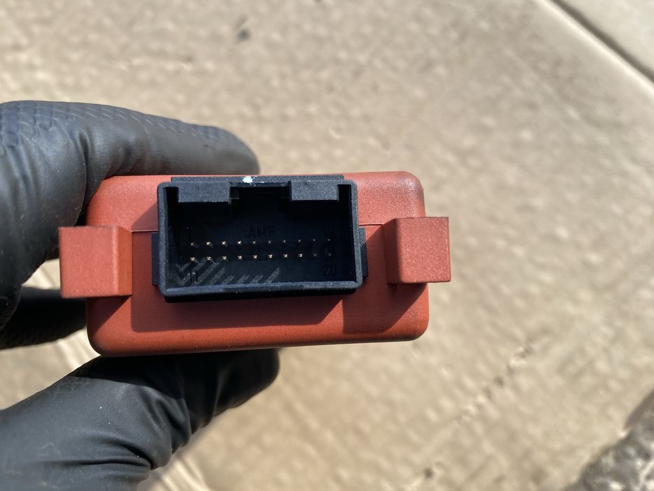Audi a4b6 modul telefonu