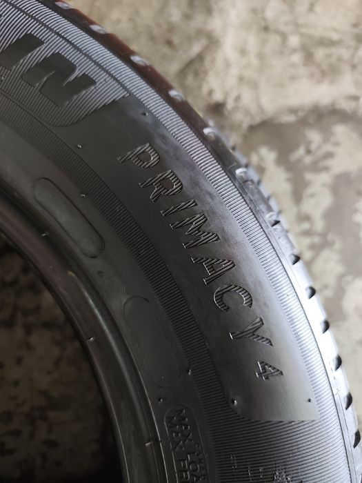 Pneus 195/65r15 Michelin Primacy 4 com 85% piso