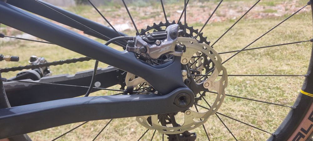 Orbea rise m10  carbono