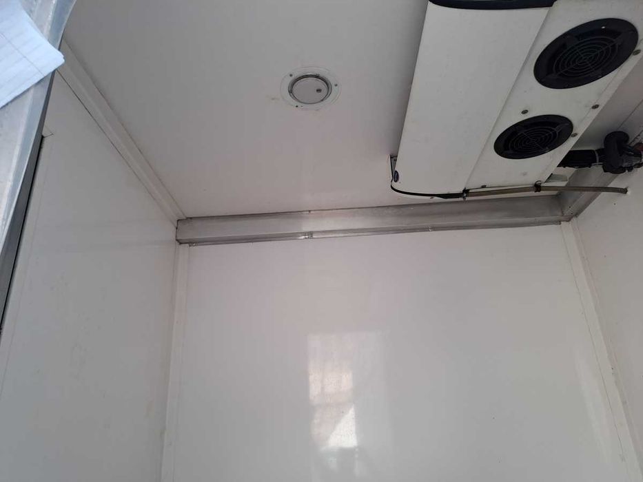 Caixa/Contentor Frigorífico + Motror Carrier