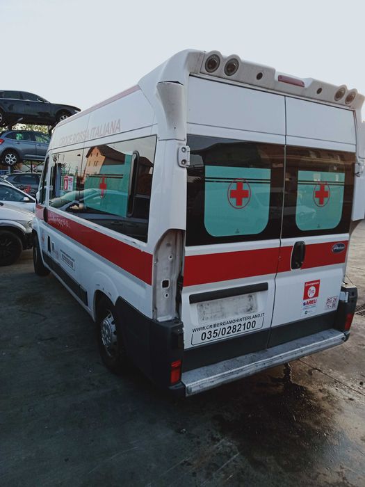 Drzwi  zabudowa karetka ambulans  Ducato 2009