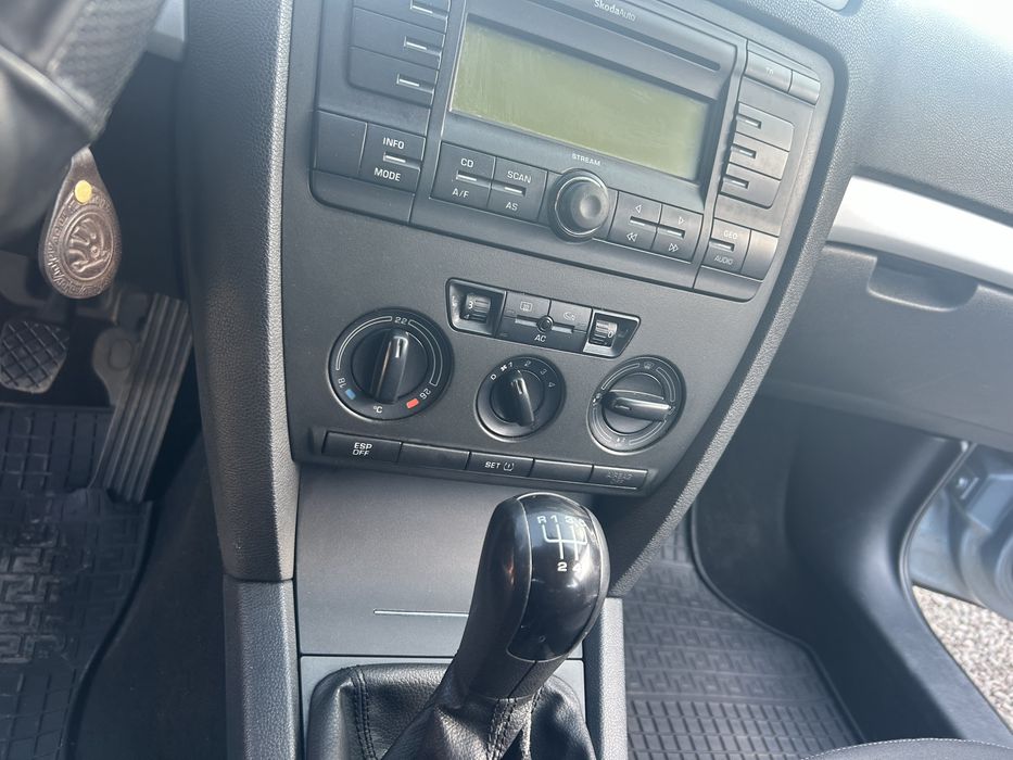 Шкода октавія а 5 ідеал