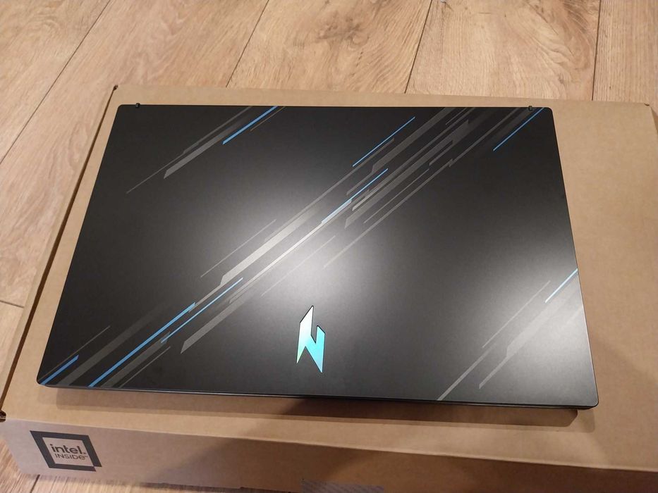 Laptop ACER Nitro V 15 ANV15-51-52X2 nowy