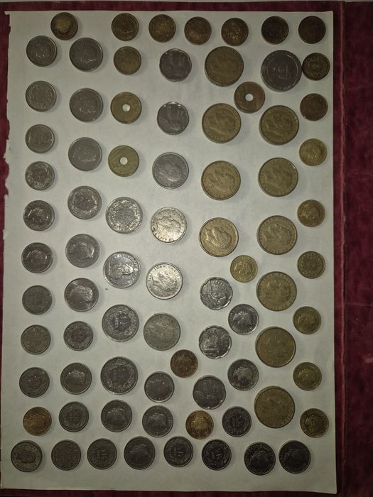 Moedas antigas à venda