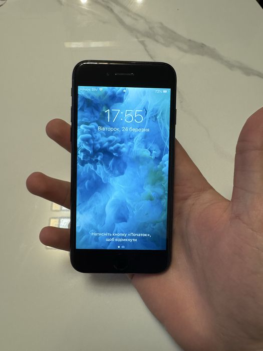 Iphone 7 32gb в гарному стані все працює