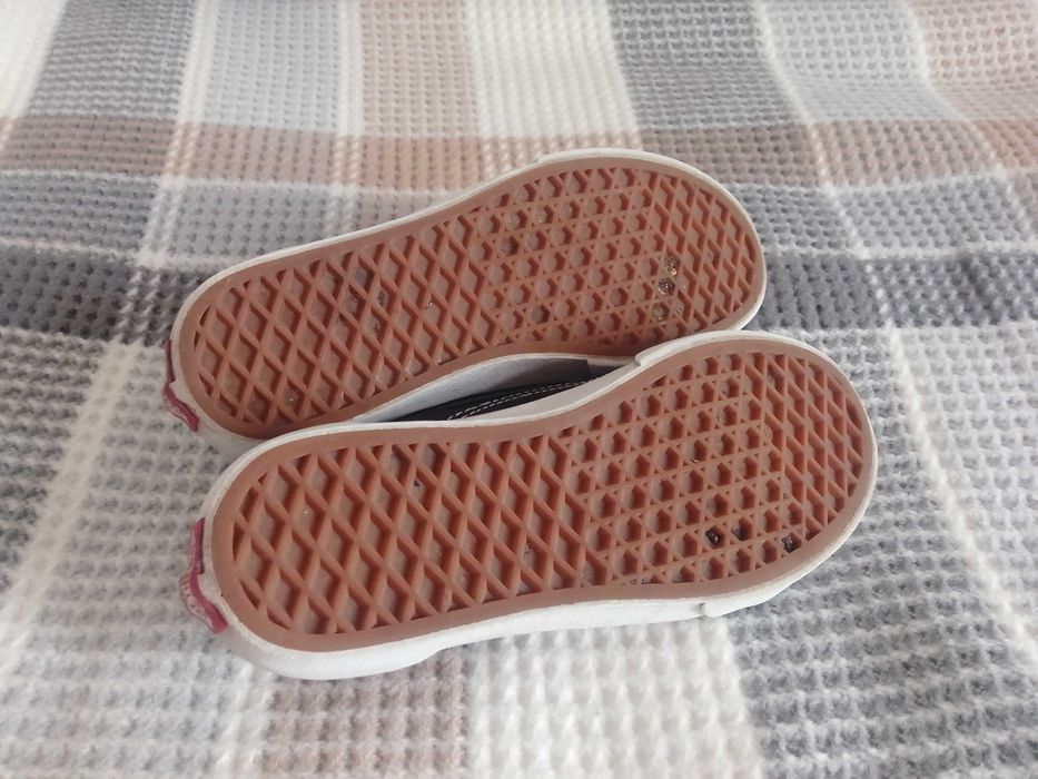 дитяче взуття 34 VANS